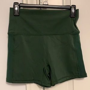 Aerie Offline Goals Shortie High Rise 4’ Inseam